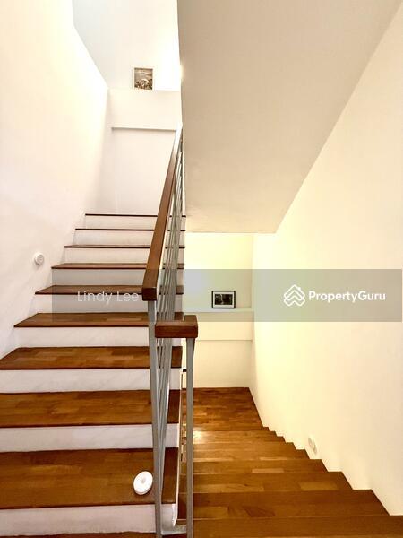 Freehold 3 Storey Plus Attic Modern Terrace near Maris Stella Pri for Sale