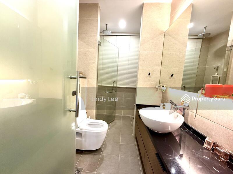 Freehold 3 Storey Plus Attic Modern Terrace near Maris Stella Pri for Sale