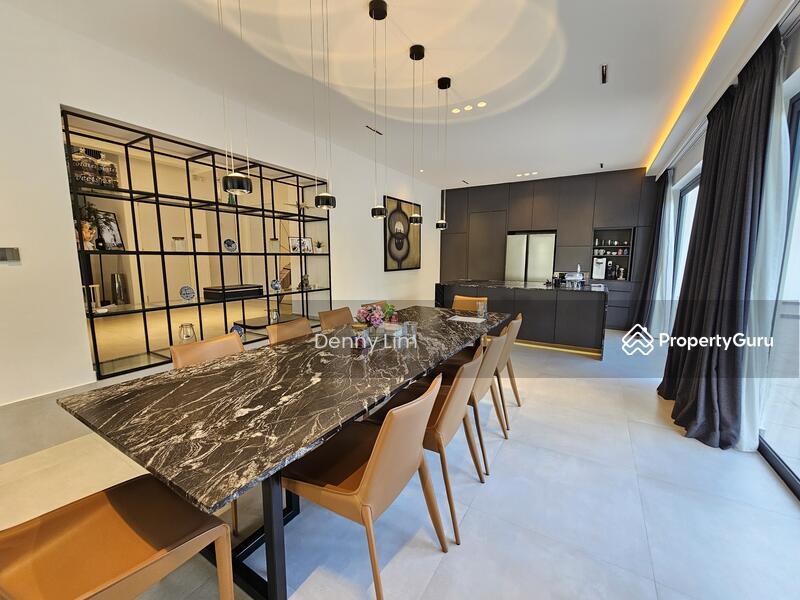 Prop-GPT: Corner Terrace: D16  LOW PSF $ HUGE LAND SIZE (96938899 )