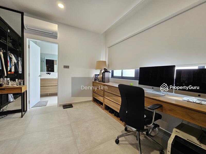 LOW PSF $ HUGE LAND SIZE (96938899 )