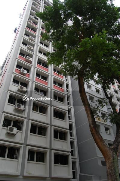 891 Tampines Avenue 8