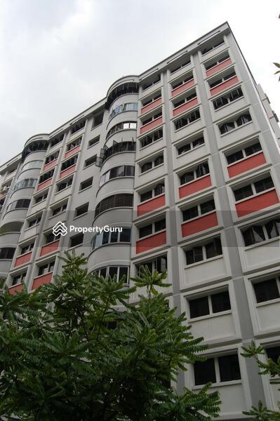891 Tampines Avenue 8