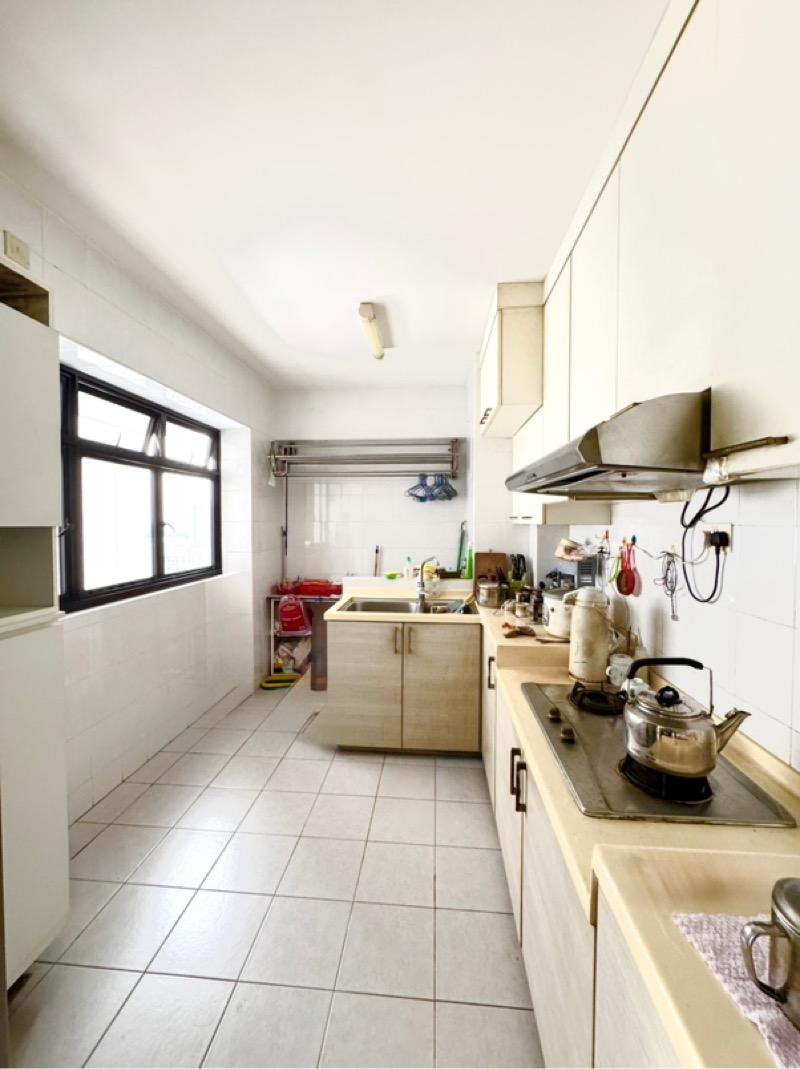 79D Toa Payoh Central HDB Apartment For Sale, $1,150,000, 3 Bed 2 Bath 968 sqft $1,188.00 psf