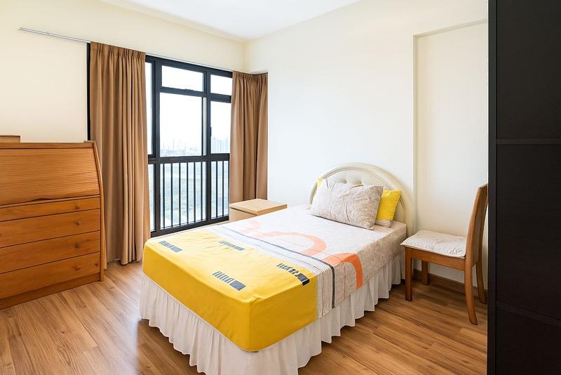 79D Toa Payoh Central HDB Apartment For Sale, $1,150,000, 3 Bed 2 Bath 968 sqft $1,188.00 psf