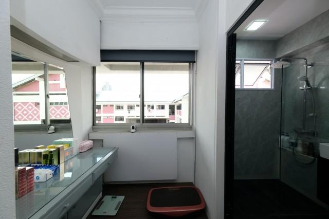 250 Bishan Street 22 HDB Apartment For Sale, $990,000, 4 Bed 2 Bath 1,216 sqft $814.00 psf