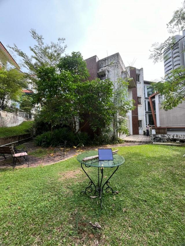 Teresa Villas Bungalow House For Sale, $20,000,000, 3 Bed 4 Bath 3,934 sqft $1,747.00 psf