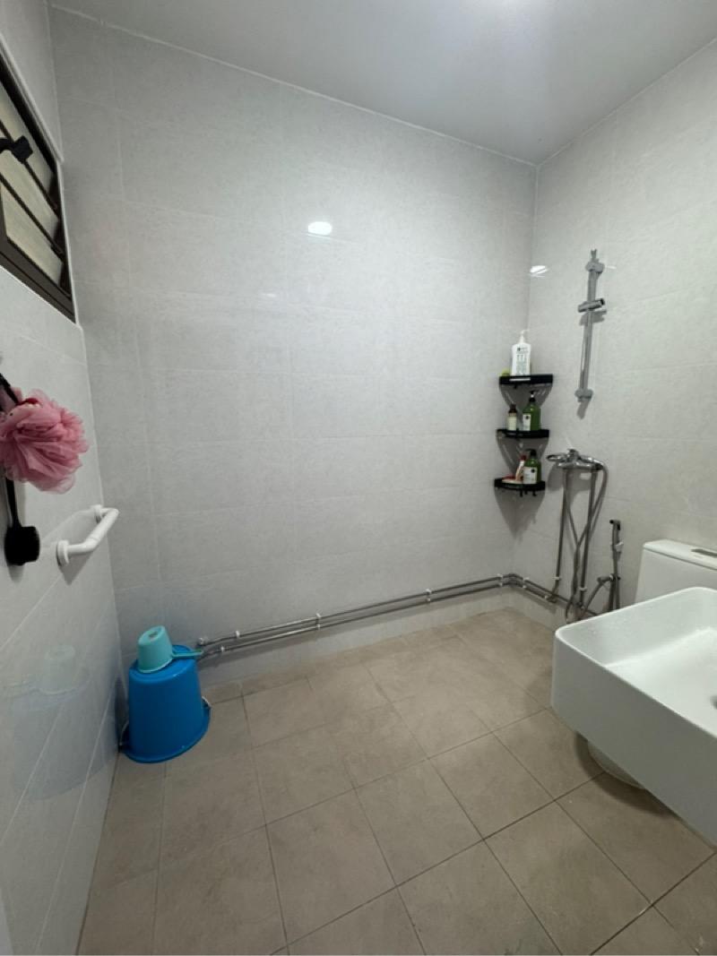 HDB Apartment for Sale: D23, 670239