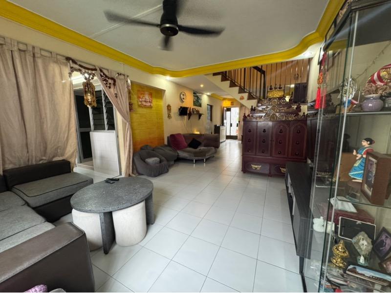 HDB Apartment for Sale: D23, 670239