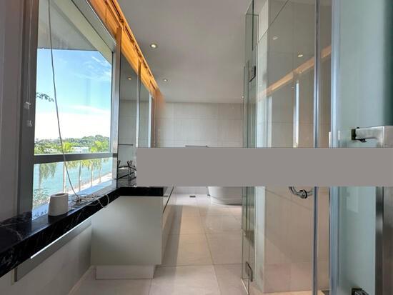 Condominium for Sale: D04, 098402