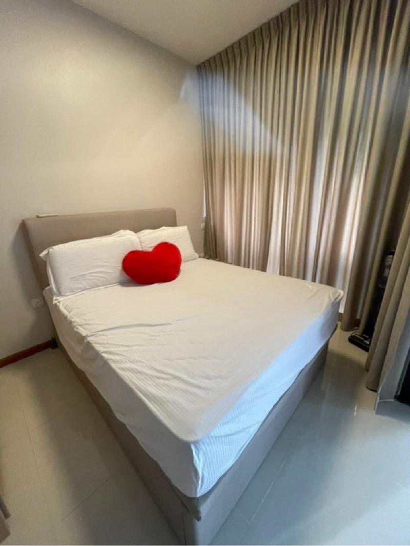 Prop-GPT: Apartment: D23  Hillion Residences