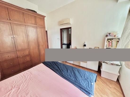 Prop-GPT: Condominium: D10  Tanglin Regency