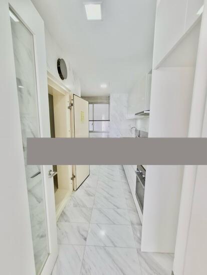 Condominium for Sale: D04, 098407
