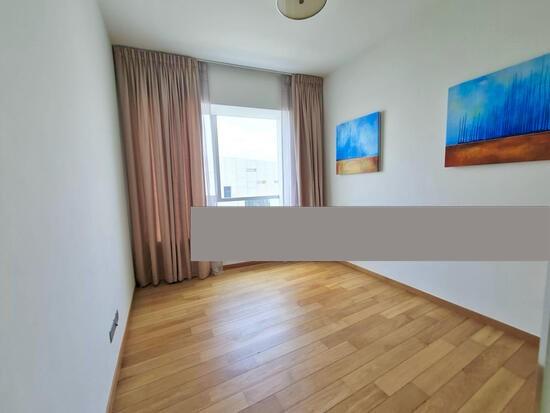 Condominium for Sale: D04, 098407