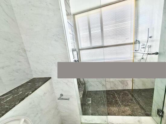 Condominium for Sale: D04, 098407