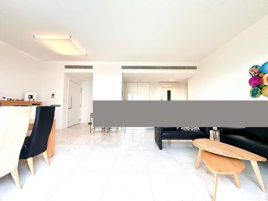 Condominium for Sale: D04, 098407