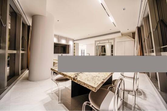 Condominium for Sale: D04, 098414