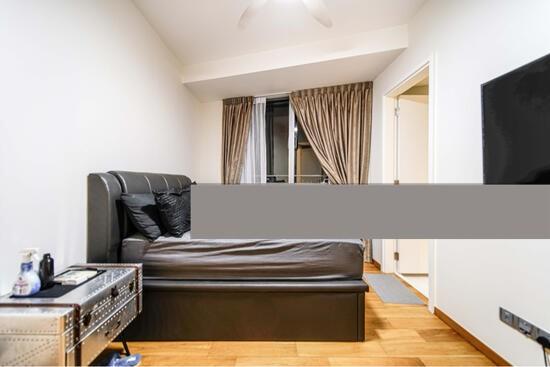 Condominium for Sale: D04, 098414