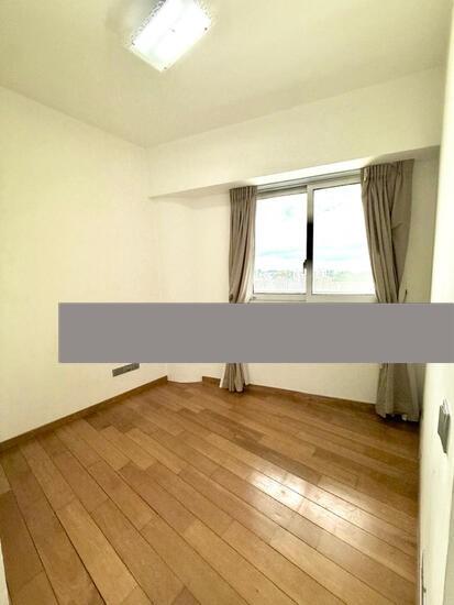 Condominium for Sale: D04, 098419