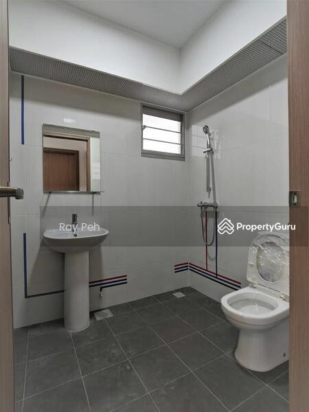 HDB Flat for Sale: D27, 751103