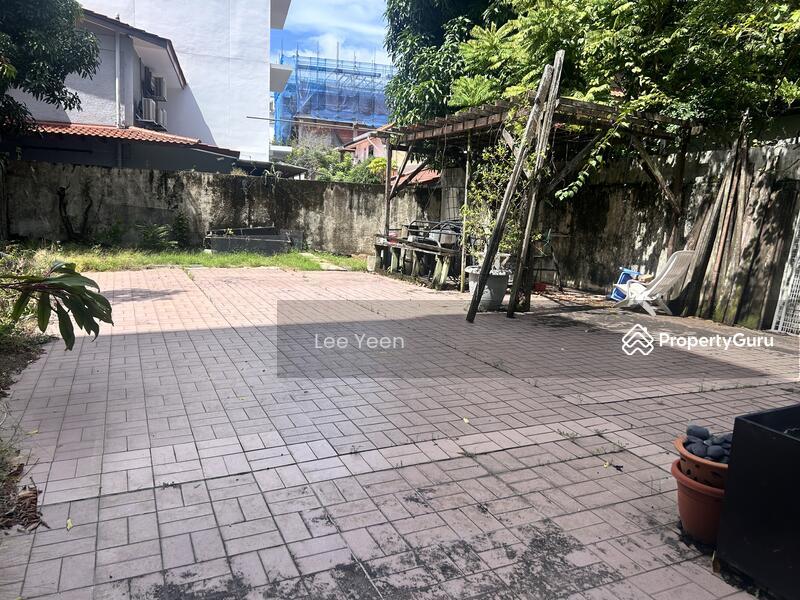 Semi-Detached for Sale: D15, 425663