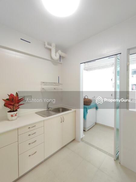 HDB Flat for Sale: D03, 143041