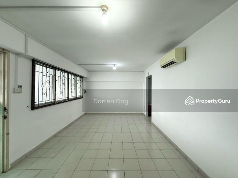 Prop-GPT: HDB Flat: D23  412 Saujana Road