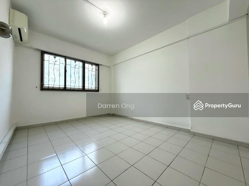 HDB Flat for Sale: D23, 670412