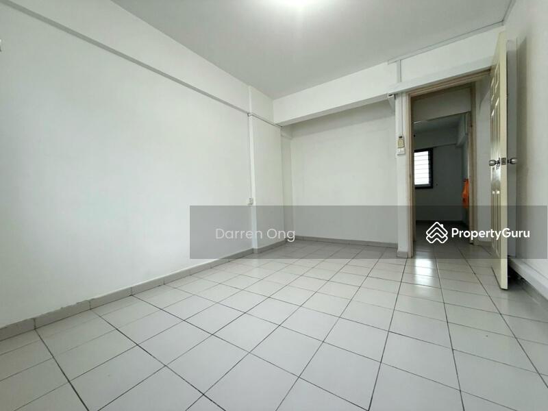 HDB Flat for Sale: D23, 670412
