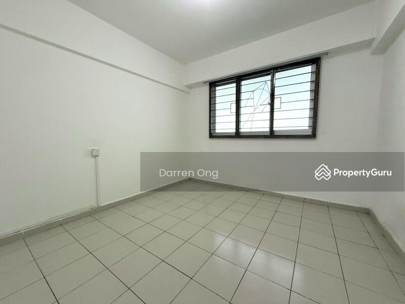 HDB Flat for Sale: D23, 670412