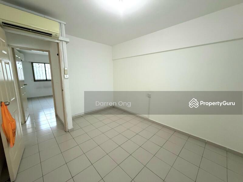 HDB Flat for Sale: D23, 670412