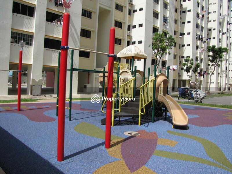 HDB Flat for Sale: D23, 670412