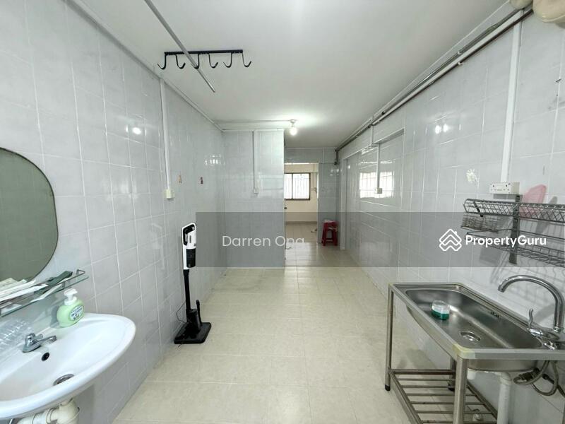 HDB Flat for Sale: D23, 670412
