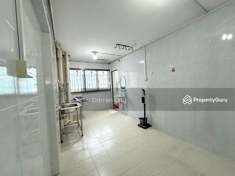 HDB Flat for Sale: D23, 670412