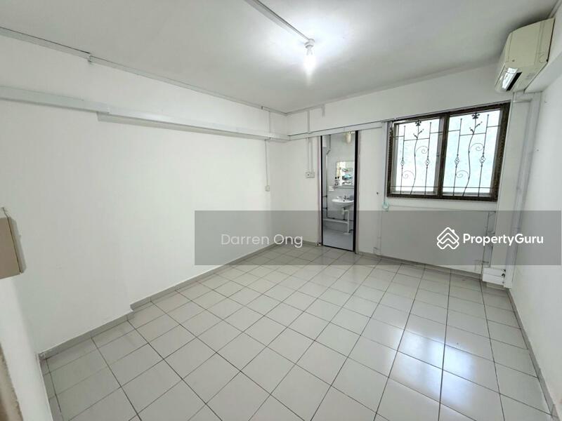 HDB Flat for Sale: D23, 670412