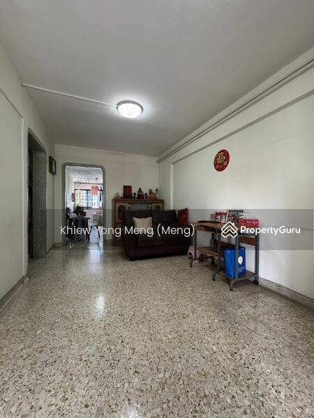 Prop-GPT: HDB Flat: D20 Ang Mo Kio 561 Ang Mo Kio Avenue 10