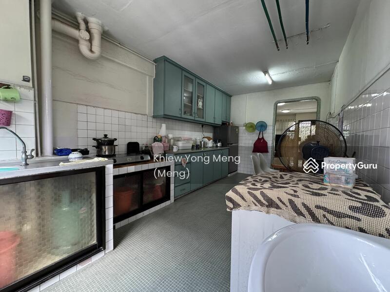 561 Ang Mo Kio Avenue 10