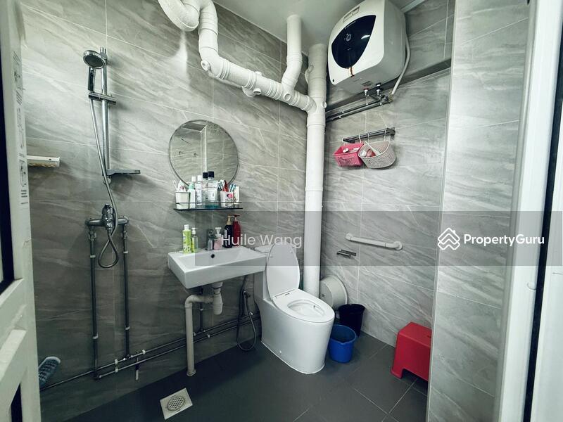 HDB Flat for Sale: D19, 550419