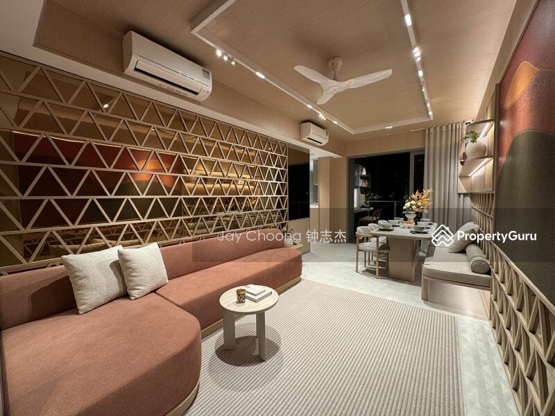 Prop-GPT: Condominium: D03 Tiong Bahru Promenade Peak