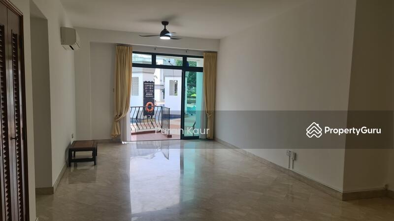 Prop-GPT: Condominium: D21  Parc Palais