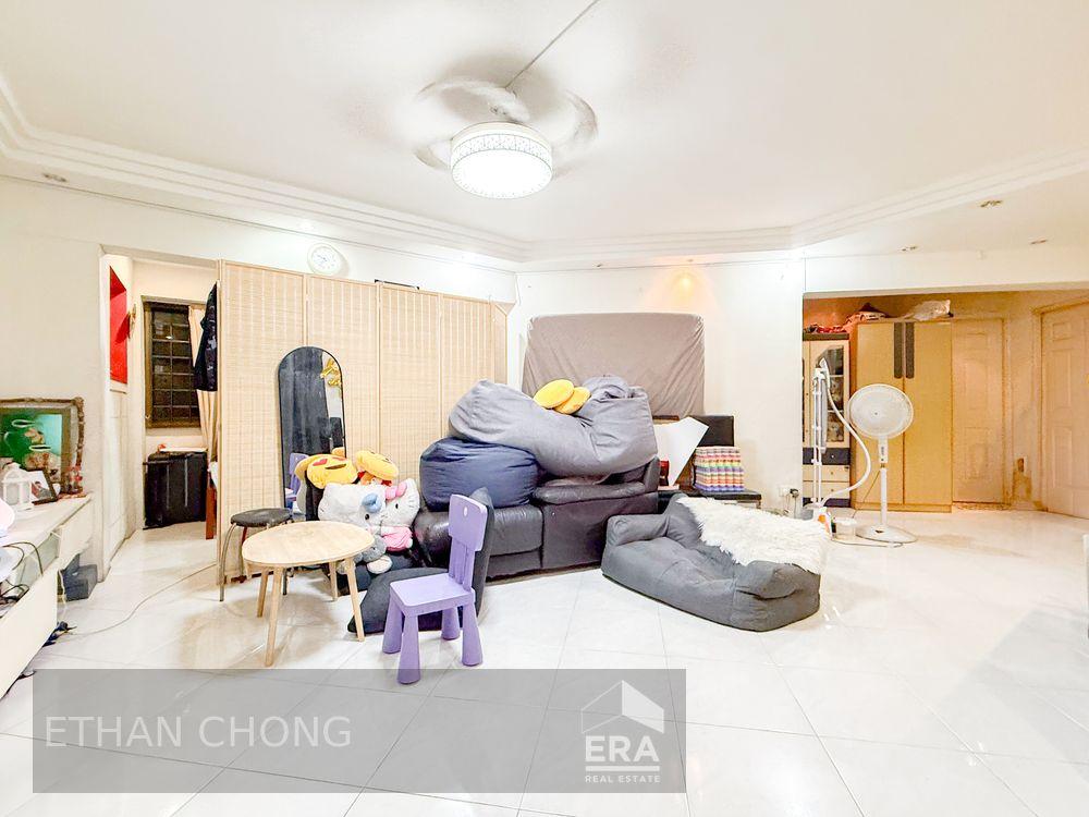 Prop-GPT: HDB - 3 room: D19 Sengkang 224c Compassvale Walk