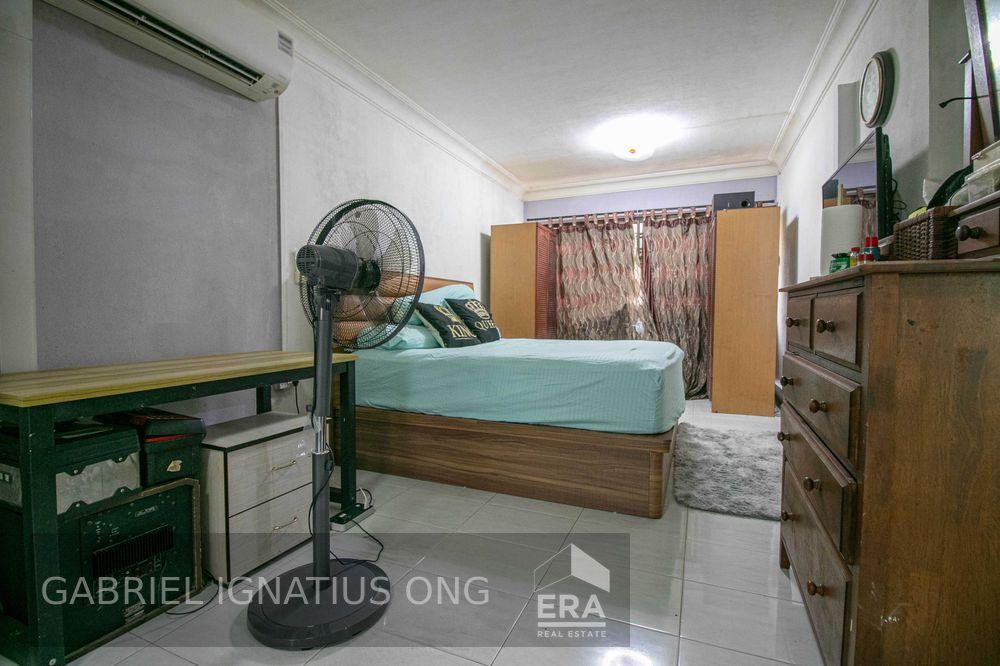 HDB - 4 room for Sale: Yishun Ring Road, Yishun, D27, 760410