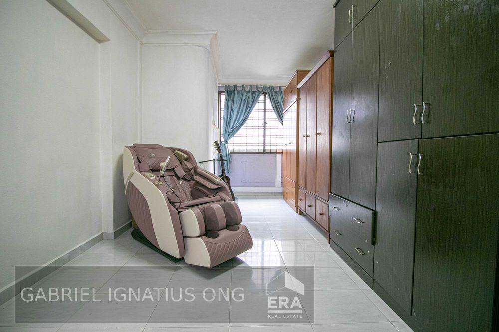 HDB - 4 room for Sale: Yishun Ring Road, Yishun, D27, 760410