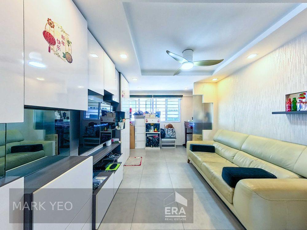 HDB - 3 room for Sale: Serangoon Avenue 4, Serangoon, D19, 550215