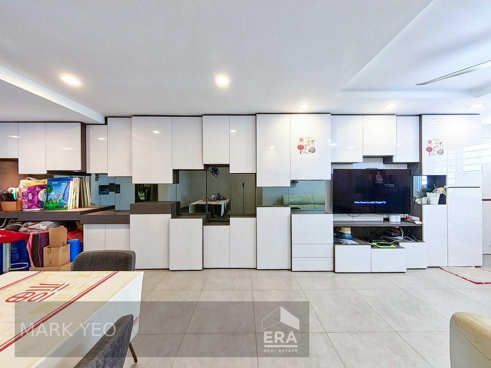 HDB - 3 room for Sale: Serangoon Avenue 4, Serangoon, D19, 550215