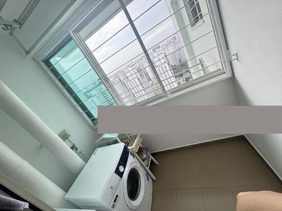 127D Kim Tian Road HDB Apartment For Sale, $1,200,000, 3 Bed 2 Bath 1,001 sqft $1,199.00 psf