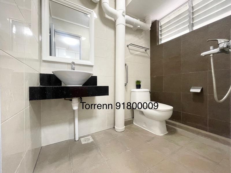 417 Bedok North Avenue 2 HDB Apartment For Sale, $950,000, 3 Bed 2 Bath 1,280 sqft $742.00 psf