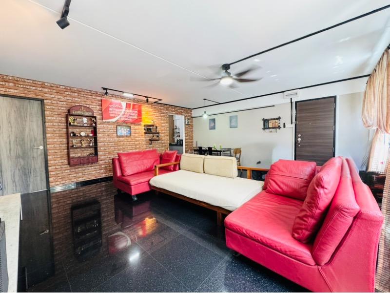 HDB Apartment for Sale: Yishun, D27, 760662