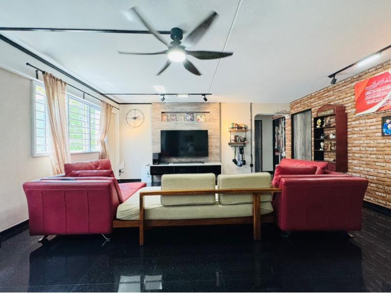 HDB Apartment for Sale: Yishun, D27, 760662