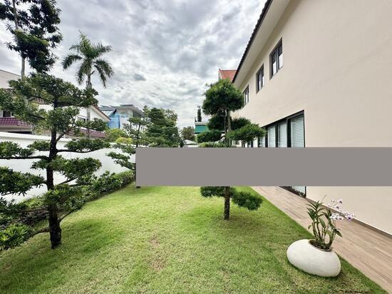 Westlake Gardens Detached House For Sale, $16,000,000, 5 Bed 7 Bath 8,103 sqft $1,975.00 psf