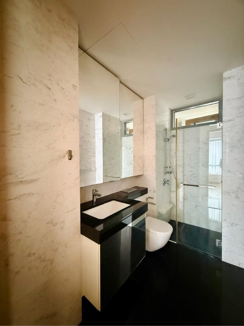 Condominium for Sale: D09, 238550